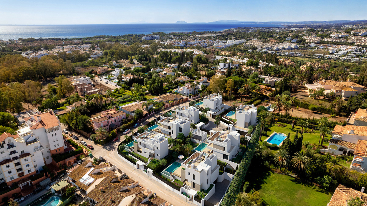Chalet 3 habitaciones 245m² en venta - Estepona