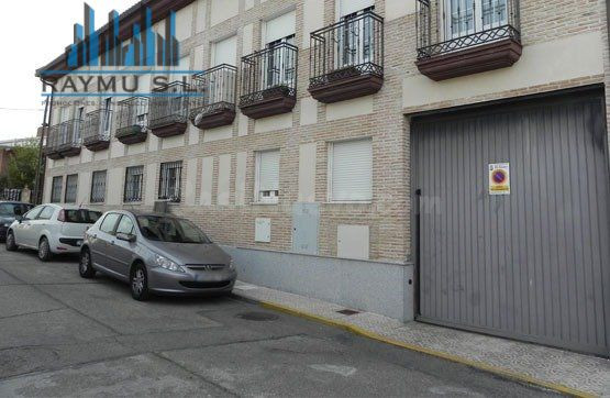️ ¡PLAZA DE GARAJE PARA MOTO EN EL ÁLAMO, MADRID! ️
