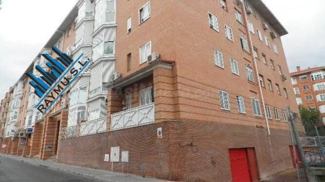 PLAZA DE GARAJE PARA MOTO EN ARGANDA DEL REY (MADRID)