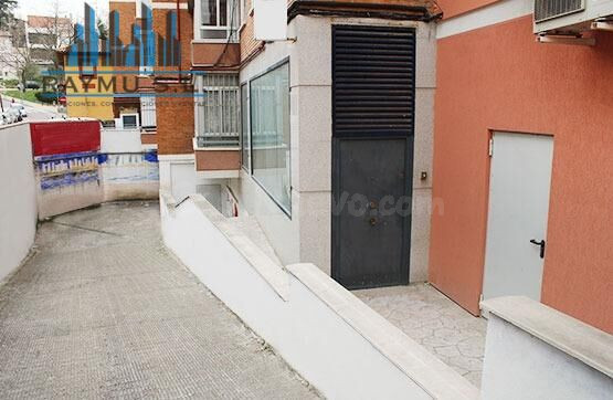 ¡Plaza de Garaje para Moto en Ciudad Universitaria – Madrid Capital!