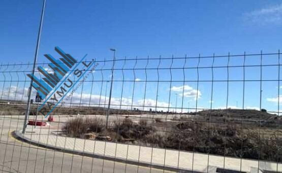 Lote 9 parcelas industriales urbanas – 9.411 m2 totales – Se - foto 3