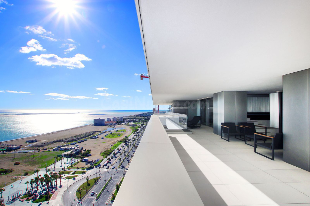 Ático 4 habitaciones 370m² en alquiler - El Cuartón - Heliomar