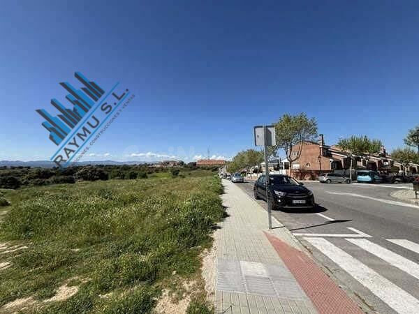 ️ CONJUNTO DE SUELOS URBANIZABLES SECTORIZADOS EN SEVILLA LA NUEVA (MADRID)