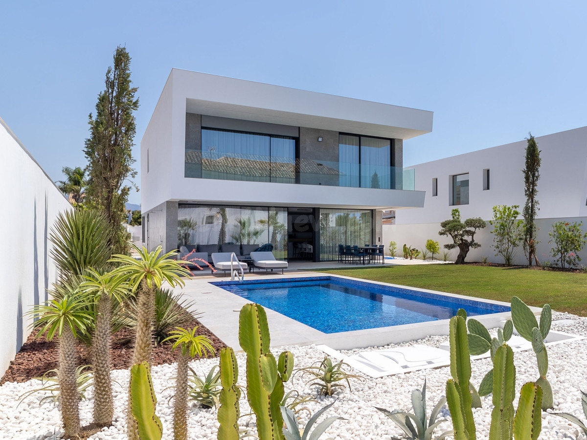 Chalet 4 habitaciones 432m² en venta - Galicia