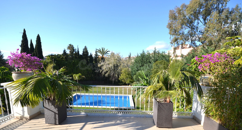 Villa 4 habitaciones 400m² en alquiler - Marbella