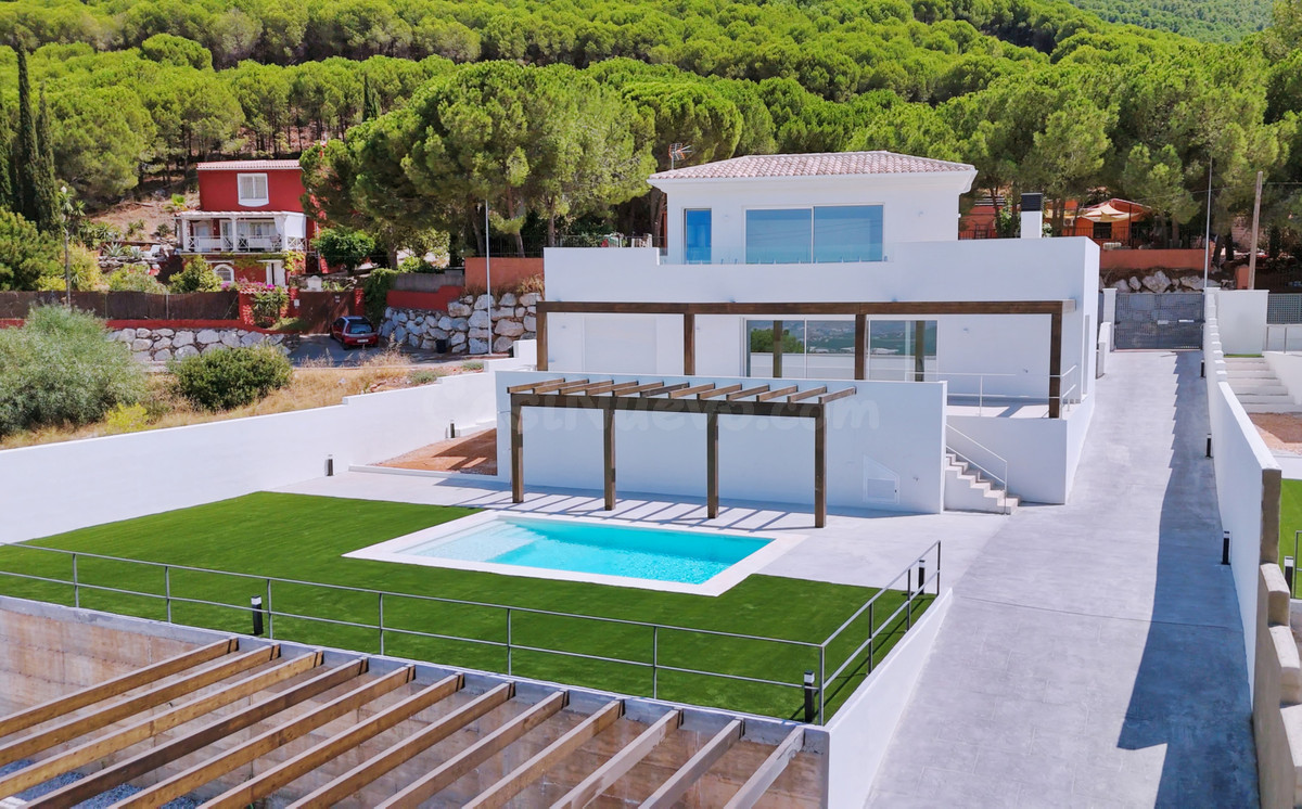 Chalet 4 habitaciones 134m² en venta - Pinos de Alhaurín