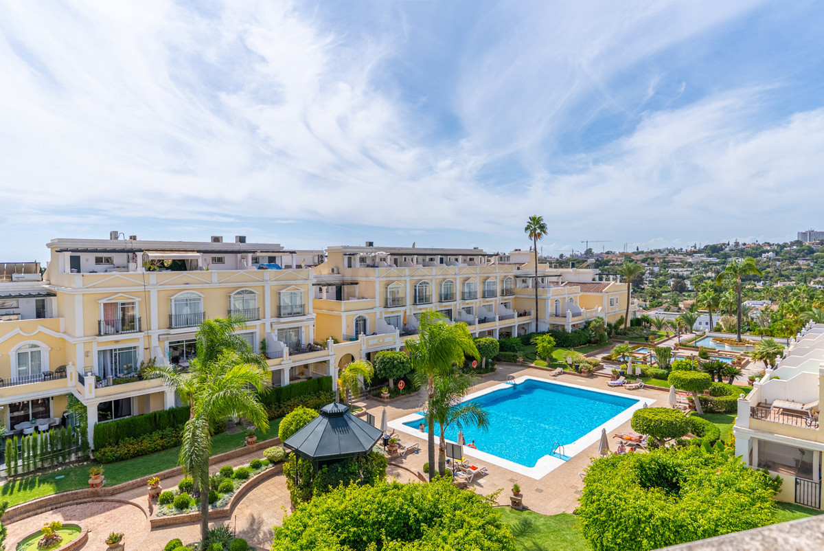 Dúplex 3 habitaciones 185m² en alquiler - Marbella