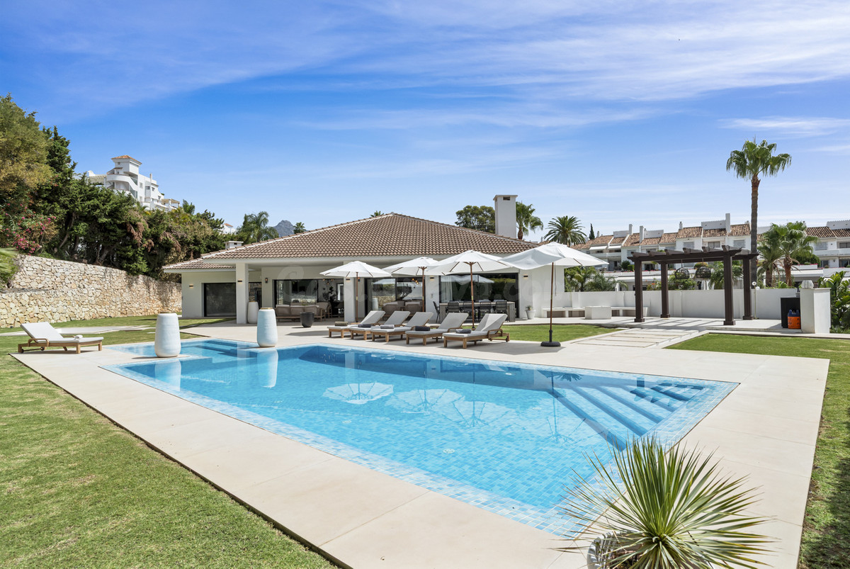Villa 6 habitaciones 798m² en alquiler - Marbella