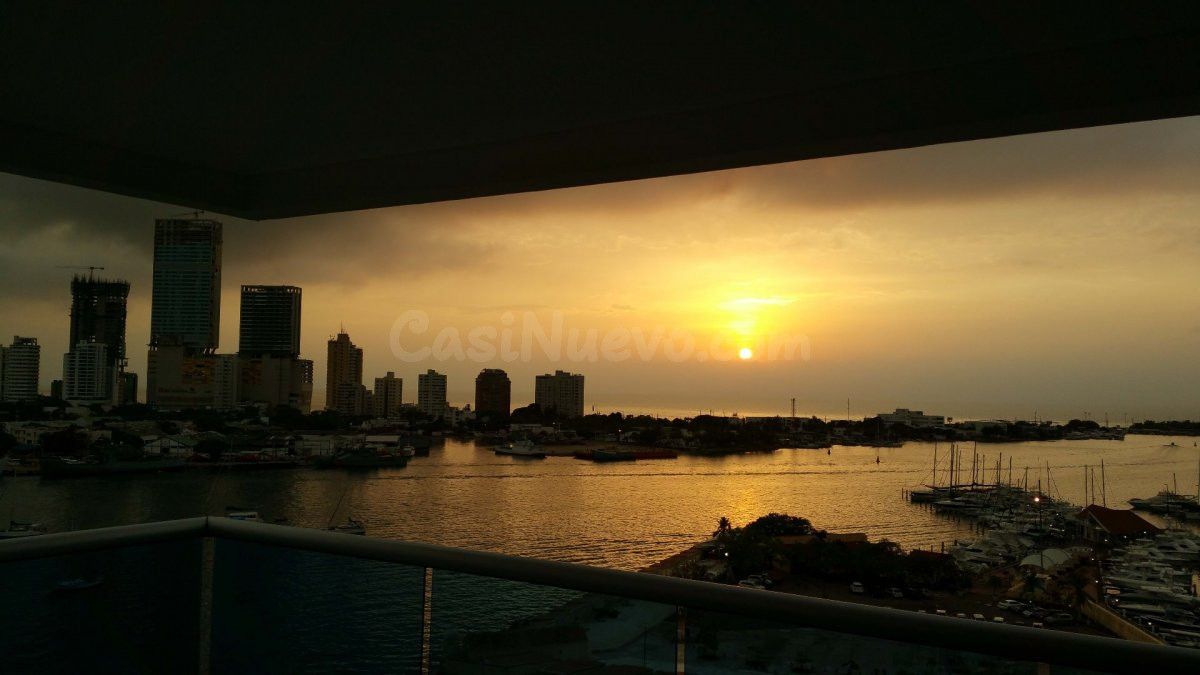 Apartamento con Vista a la Bahía en Manga – Amplio, Exclusivo y a 5 Min del Centro Histórico