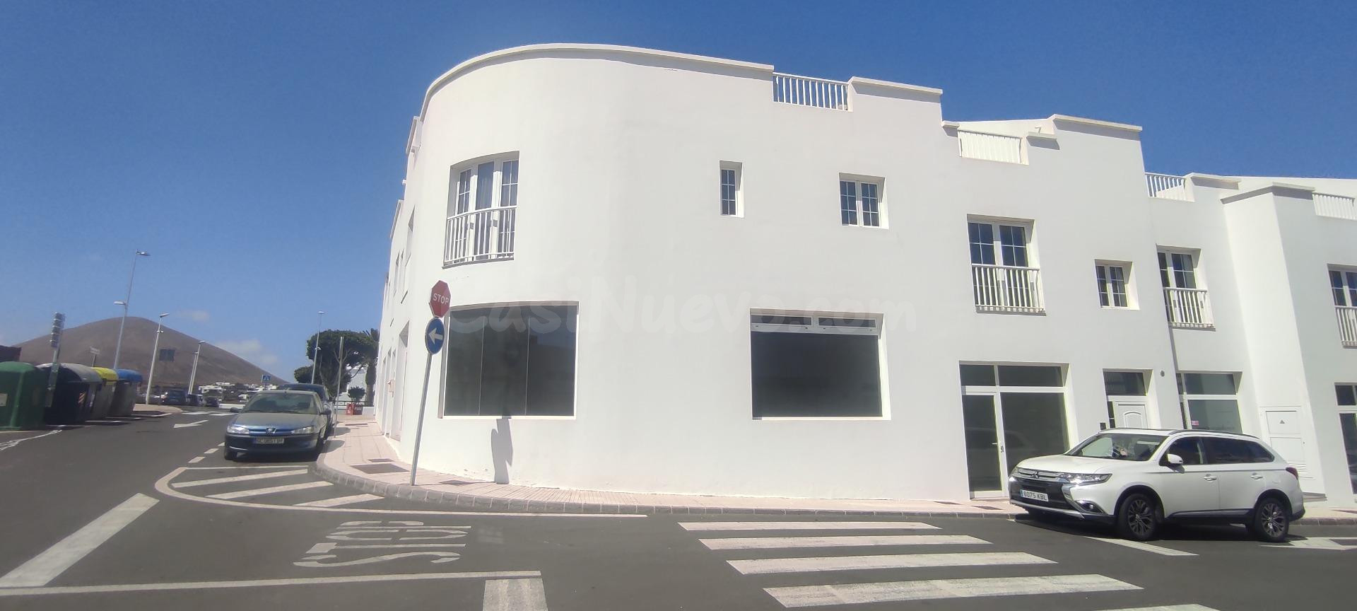 LOCAL COMERCIAL CENTRICO EN TIAS - foto 2