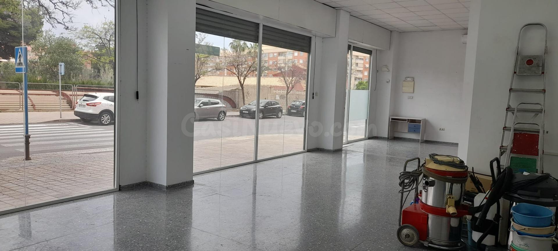 !OPORTUNIDAD LOCAL COMERCIAL!