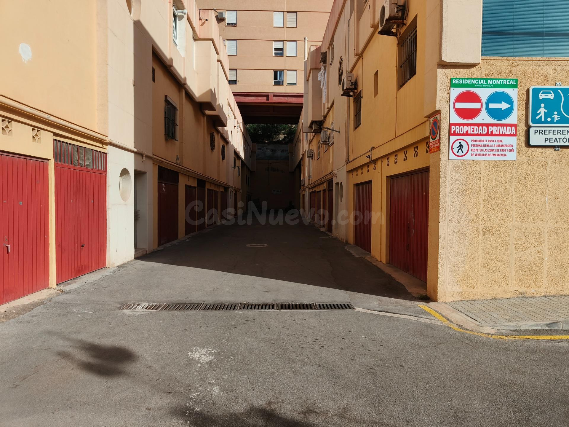 Plaza de Garaje Cerrada en Alicante - Oportunidad Inversión