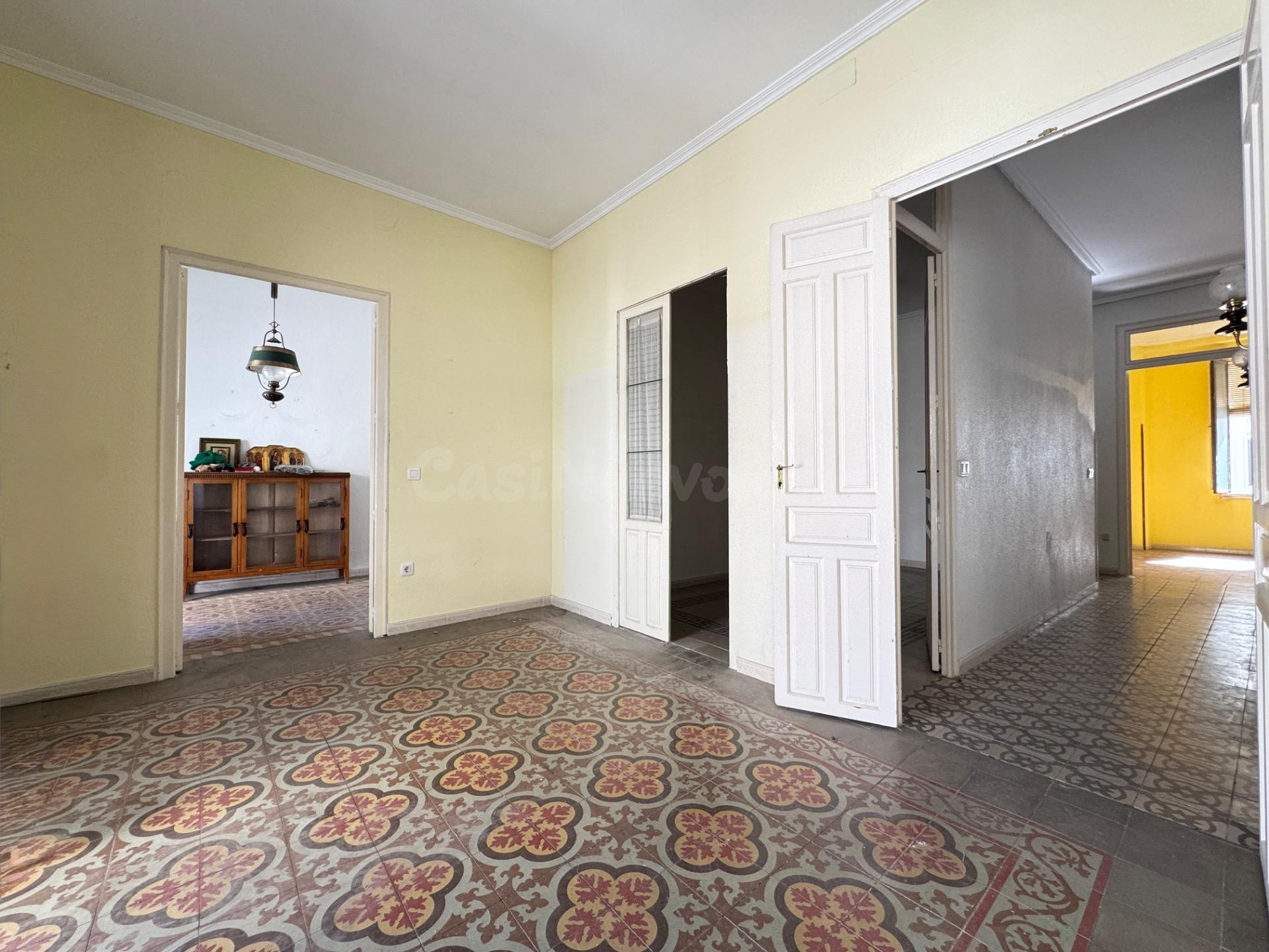 Piso con carácter en el centro de Alicante