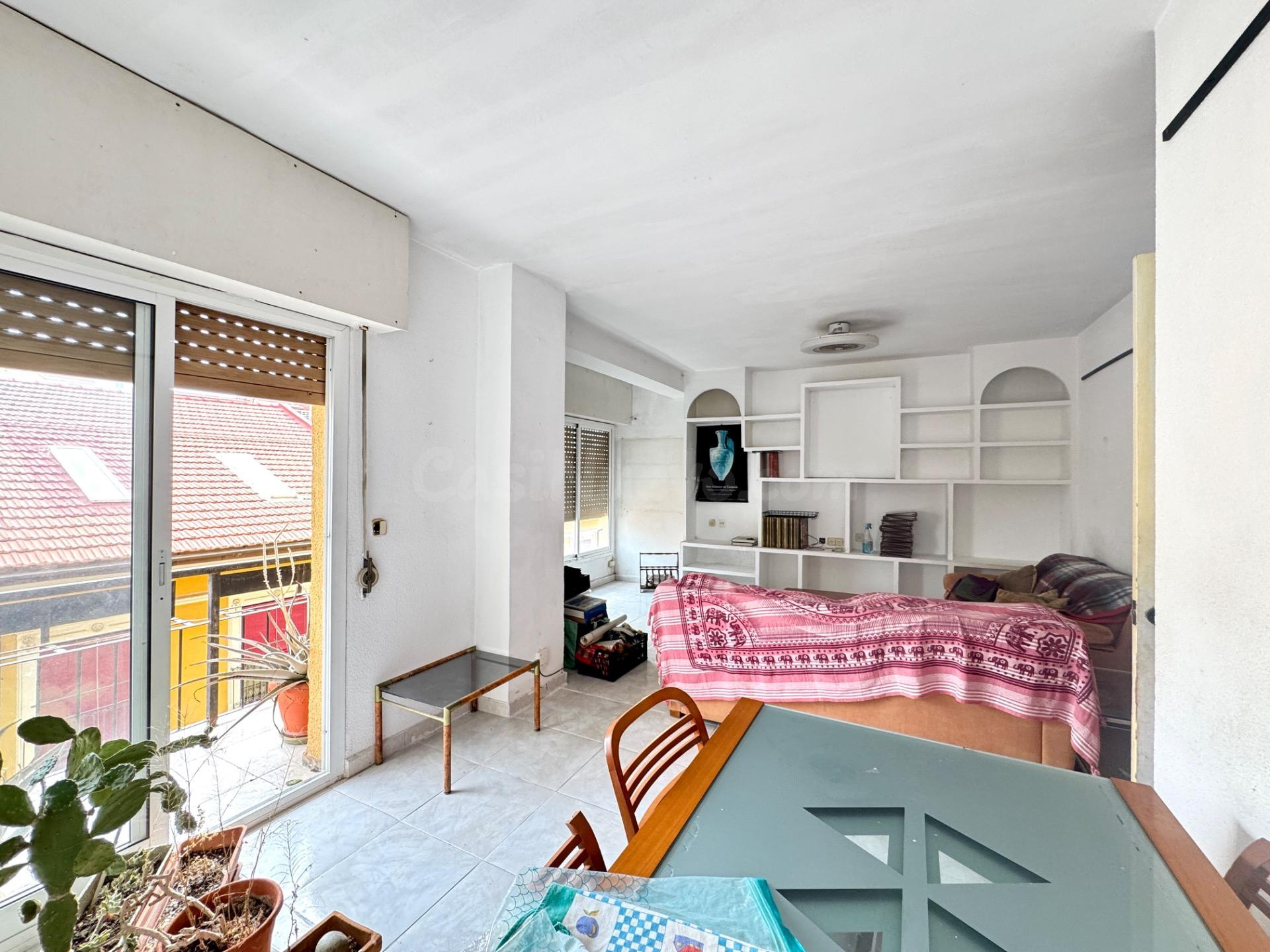 PISO EN VENTA EN PLENO CENTRO DE ALICANTE – CALLE CASTAÑOS