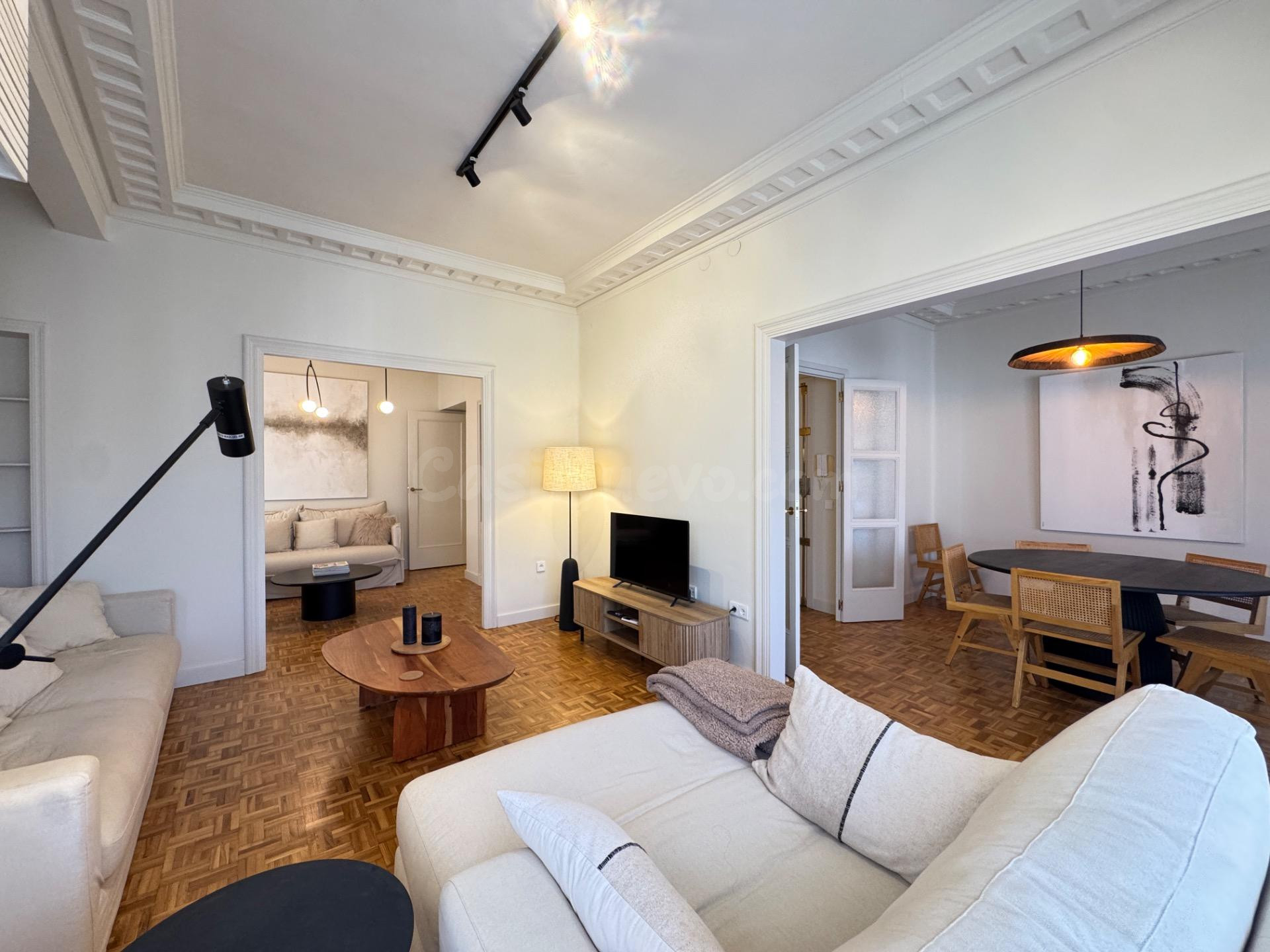 VIVIENDA EN RAMBLA MENDEZ NUÑEZ - ALICANTE