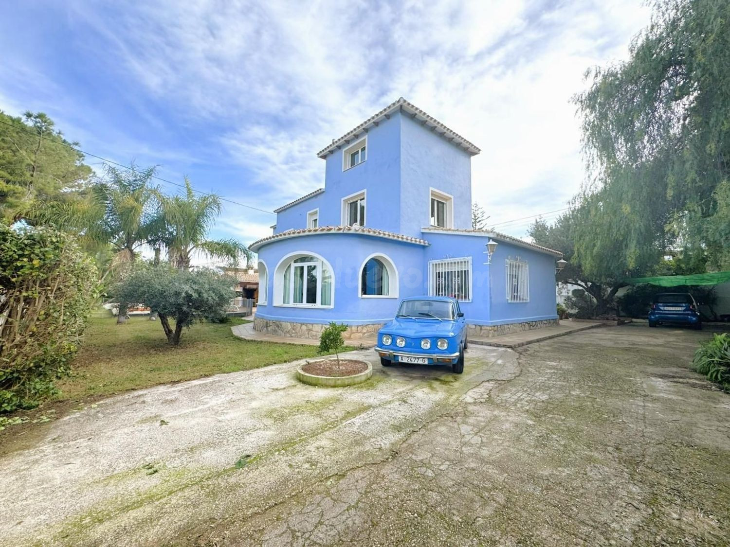 EXCLUSIVO CHALET INDEPENDIENTE EN ENTORNO NATURAL Y TRANQUILO A UN PASO DEL CASCO URBANO