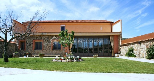 Casa 4 habitaciones 309m² en venta - Centro
