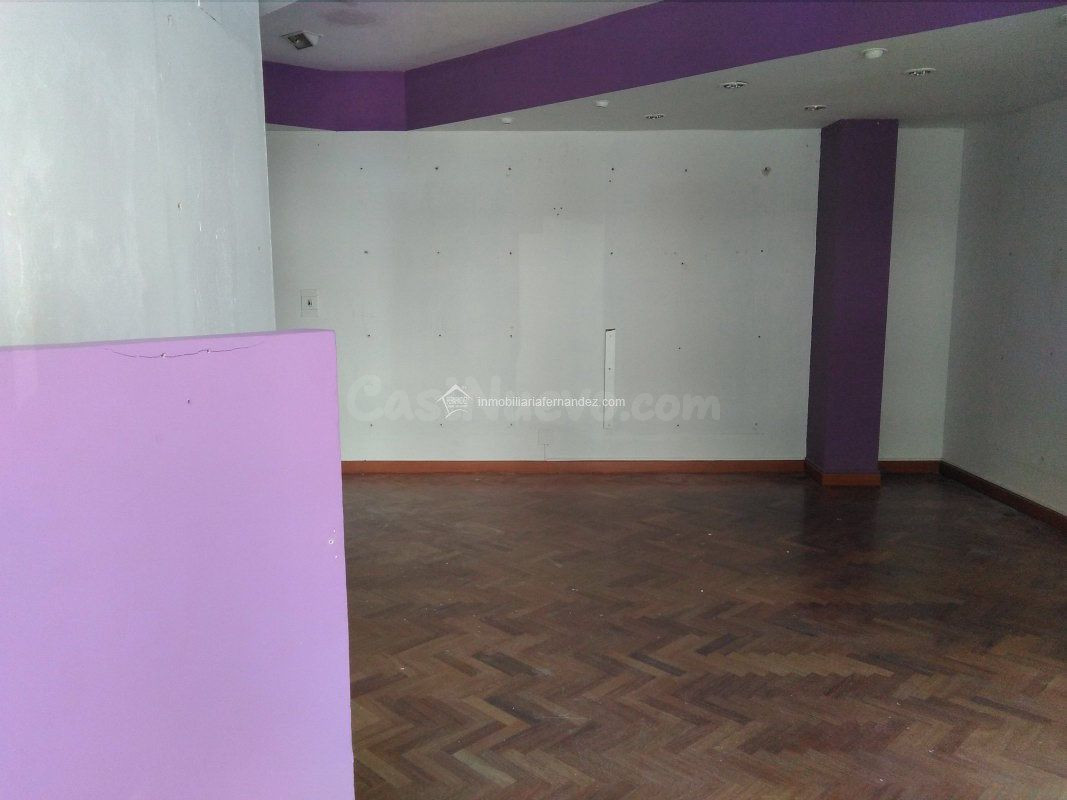Local comercial 1 habitación 55m² en venta - Centro