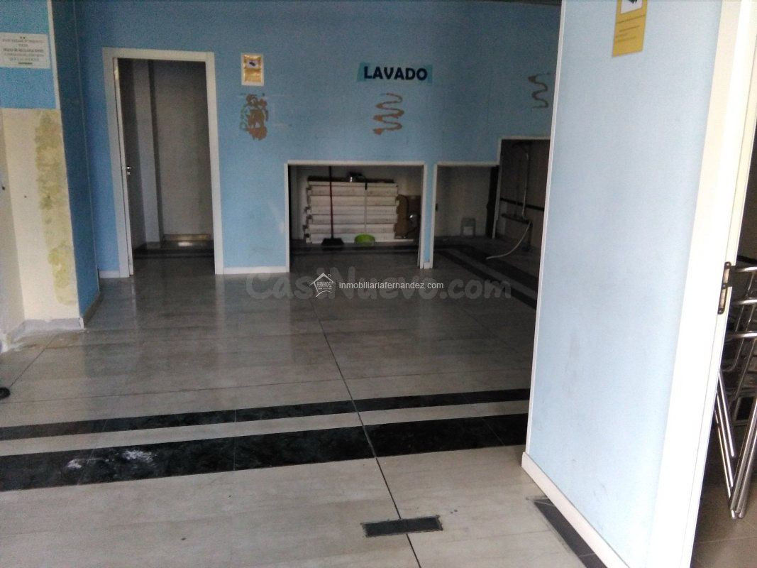 Local comercial 85m² en alquiler - COLON