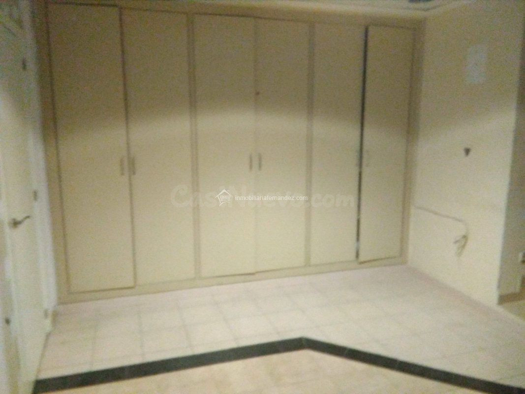 Local comercial 85m² en alquiler - COLON - foto 3