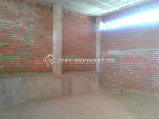 Local comercial 100m² en alquiler - MONTESOL