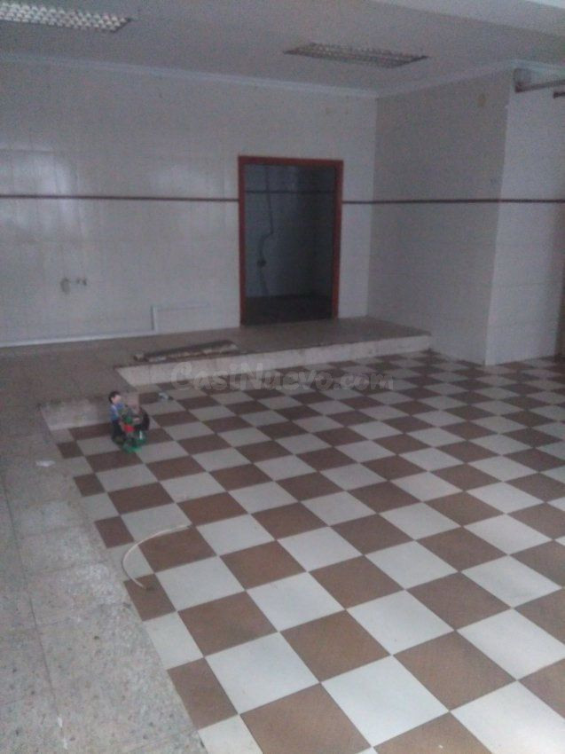 Local comercial 80m² en alquiler - Centro