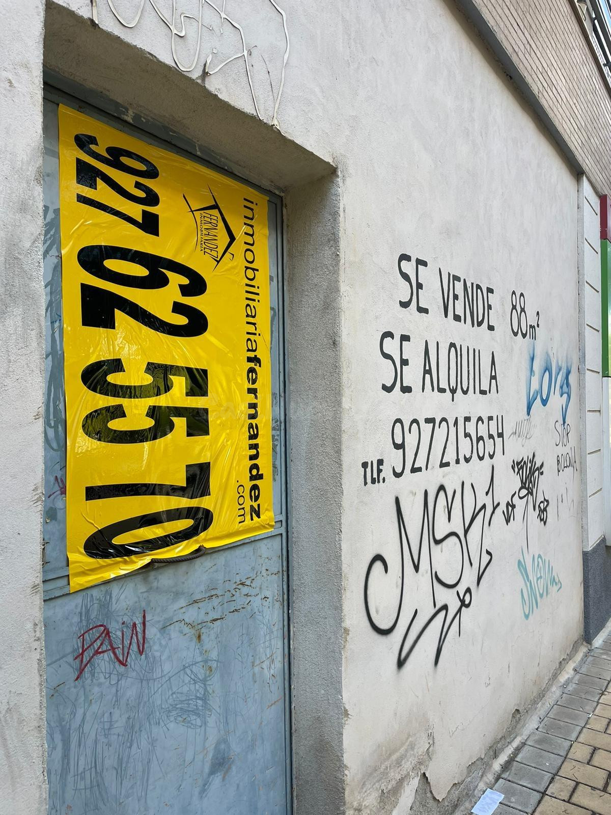 Local comercial 88m² en alquiler - RODEO
