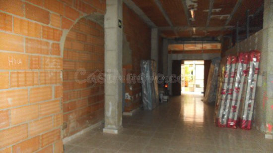 Local comercial 200m² en alquiler - CASAR DE CACERES