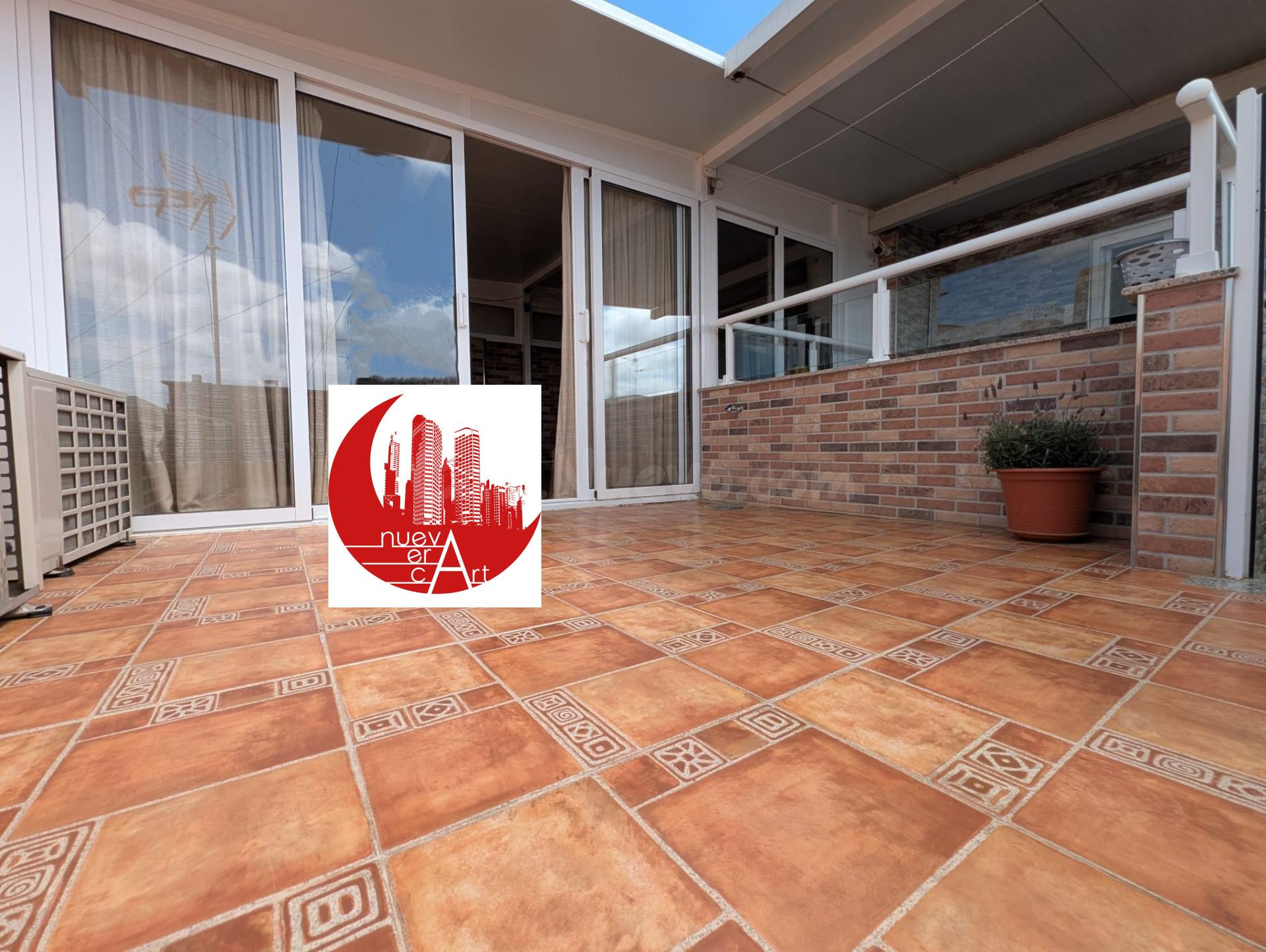 ¡Acogedora Casa Reformada en Venta de 4 habitaciones, patio  - foto 5