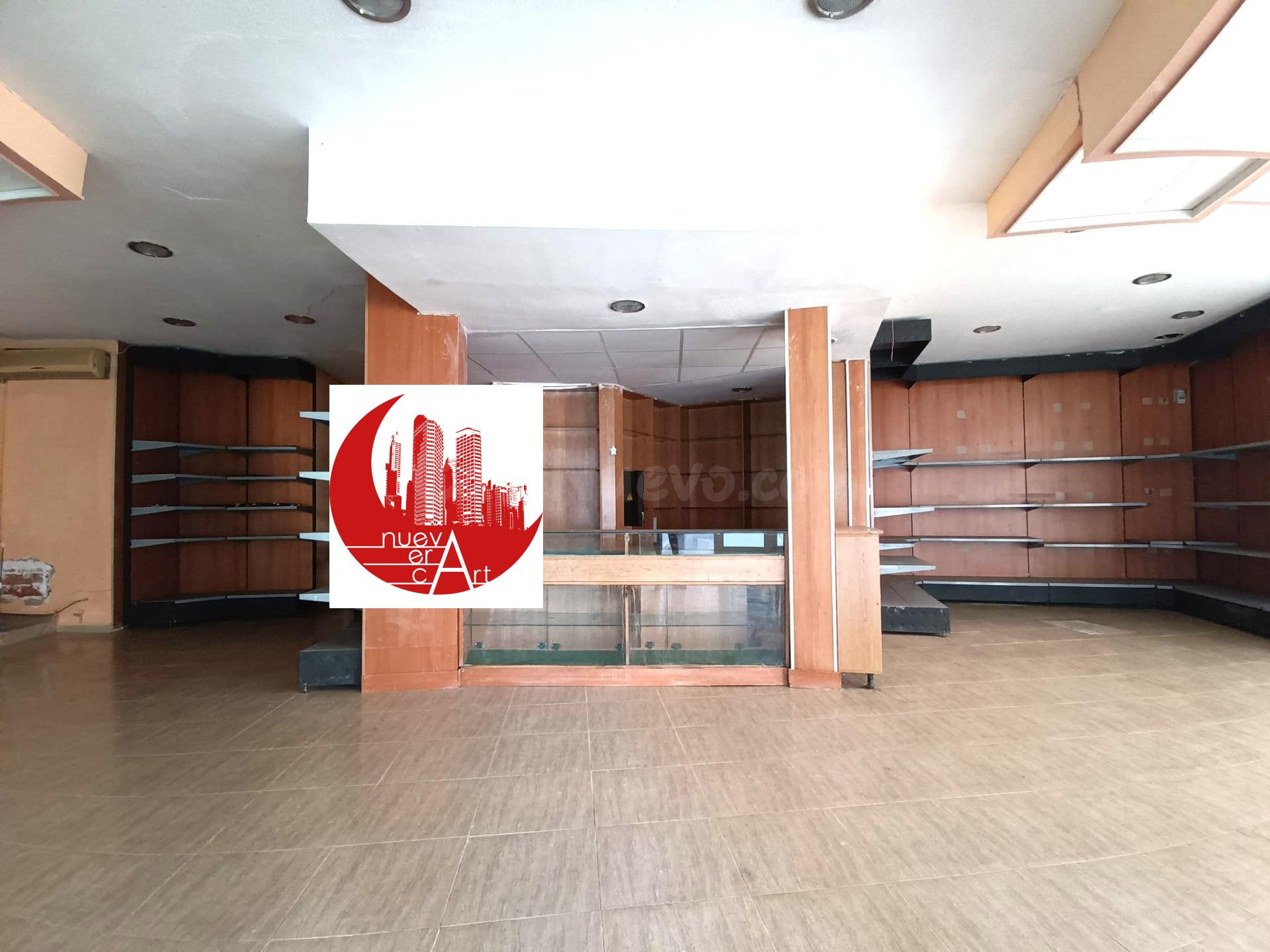 ¡Se vende Local Comercial en Barrio Peral! - foto 3