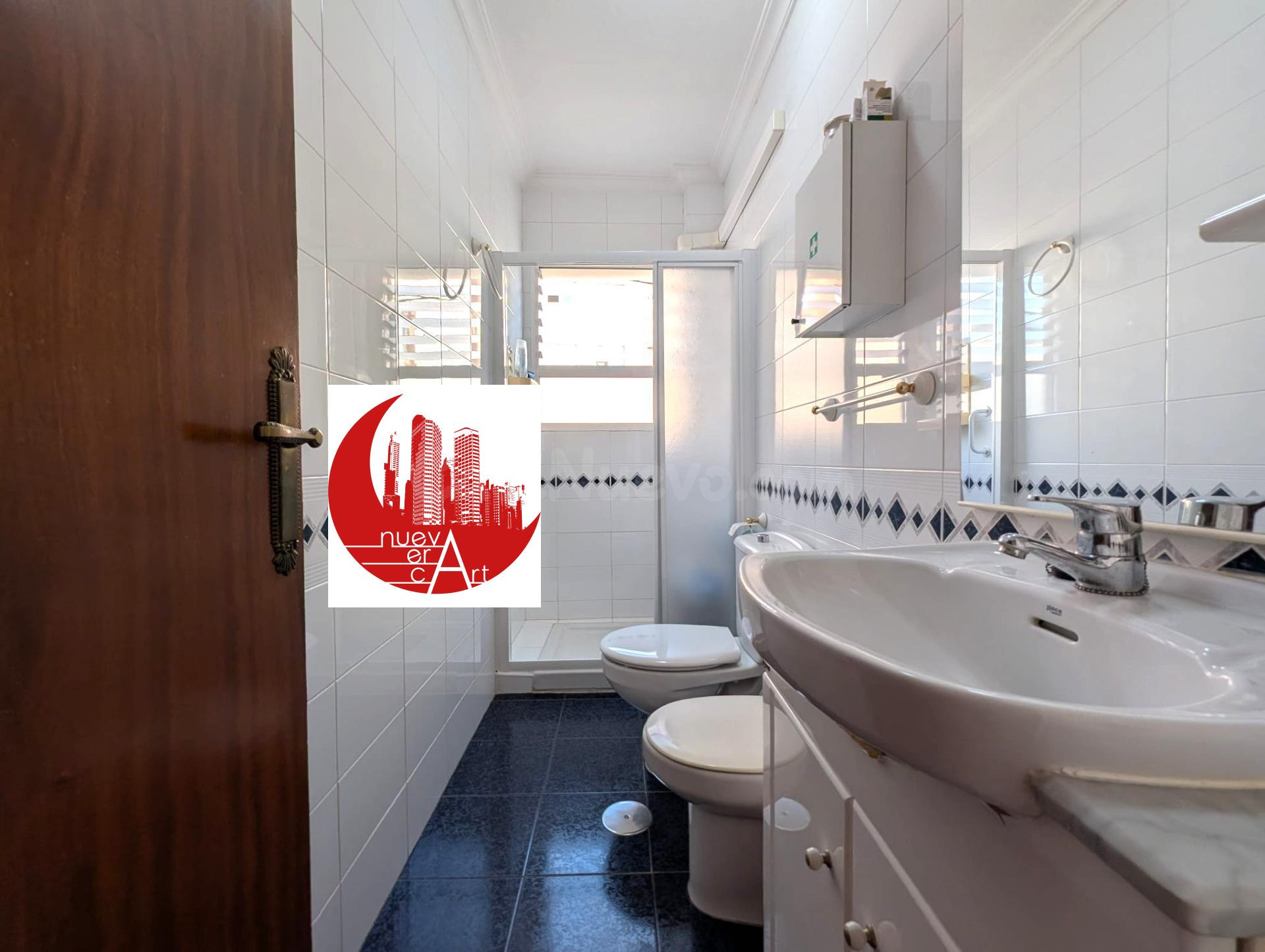 ¡Coqueto 1er piso SIN ASCENSOR en Venta de 3 dormitorios con - foto 3