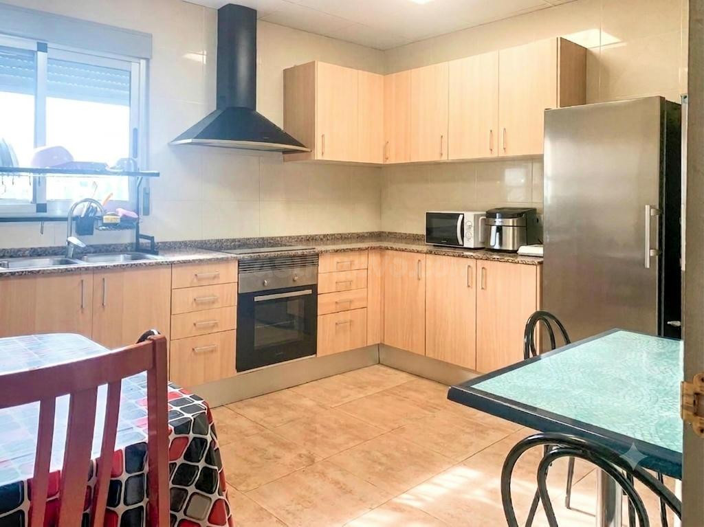 CASA EN PLANTA BAJA EN ZONA TRANQUILA