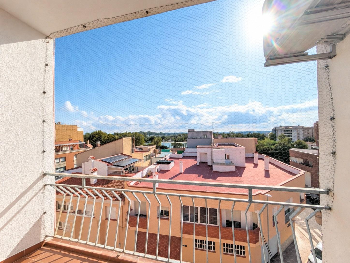 PISO AMUEBLADO 2H PARA ENTRAR A VIVIR ZONA XIRIBECS EN AMPOSTA