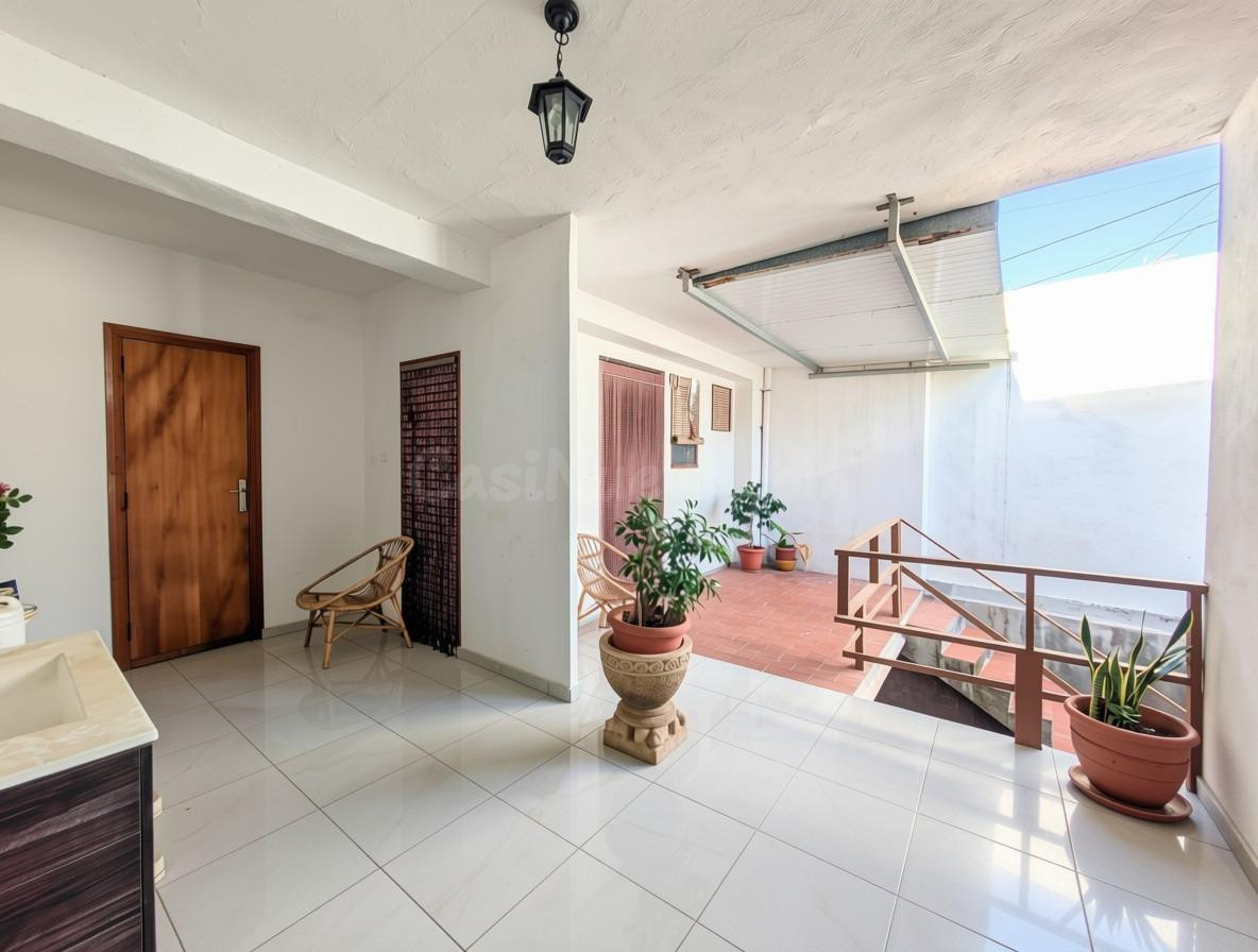 VIVIENDA CON ALMACÉN Y TERRAZA EN PLENO CENTRO DE ALCANAR EN VENTA