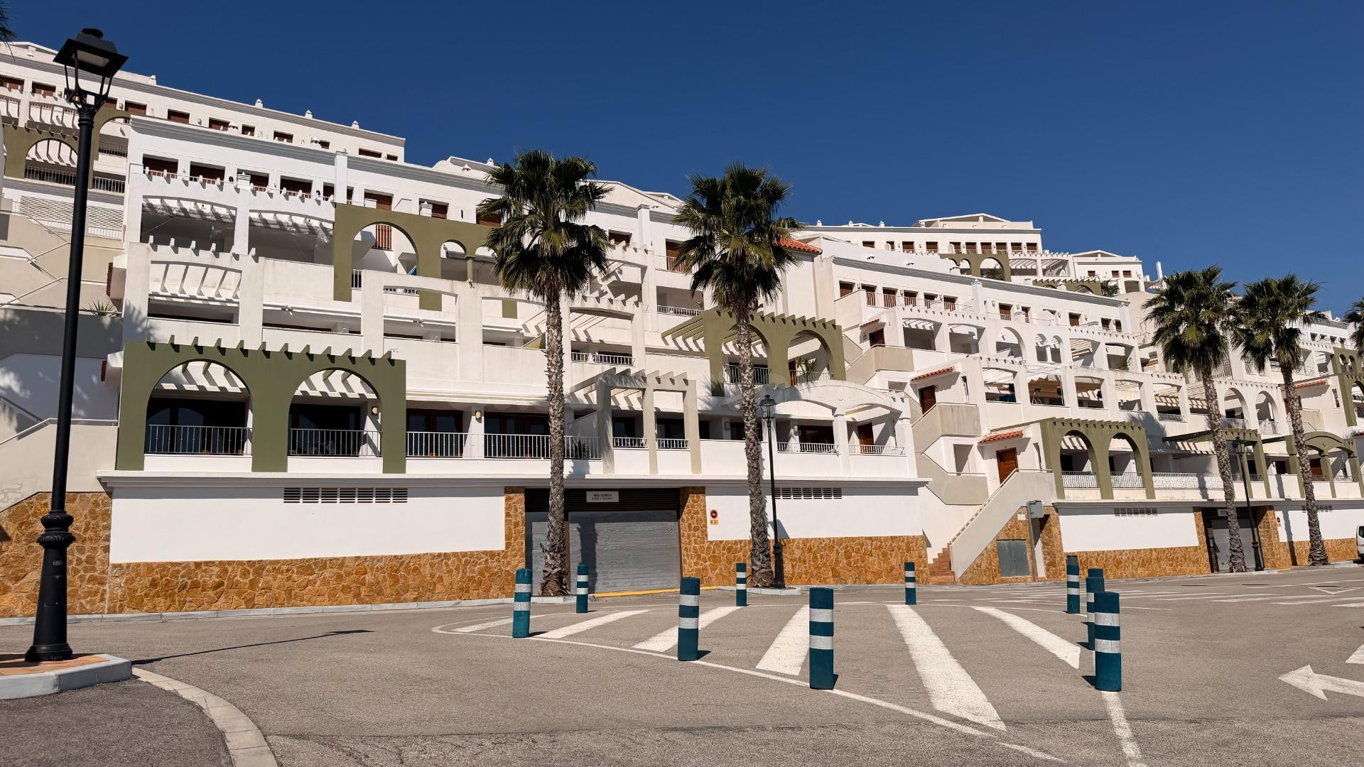 Espectacular vivienda en entorno único. Xeresa del Monte