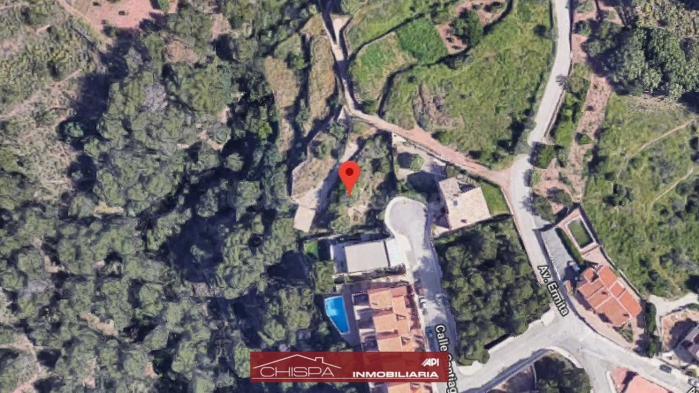 Parcela urbana en Serra