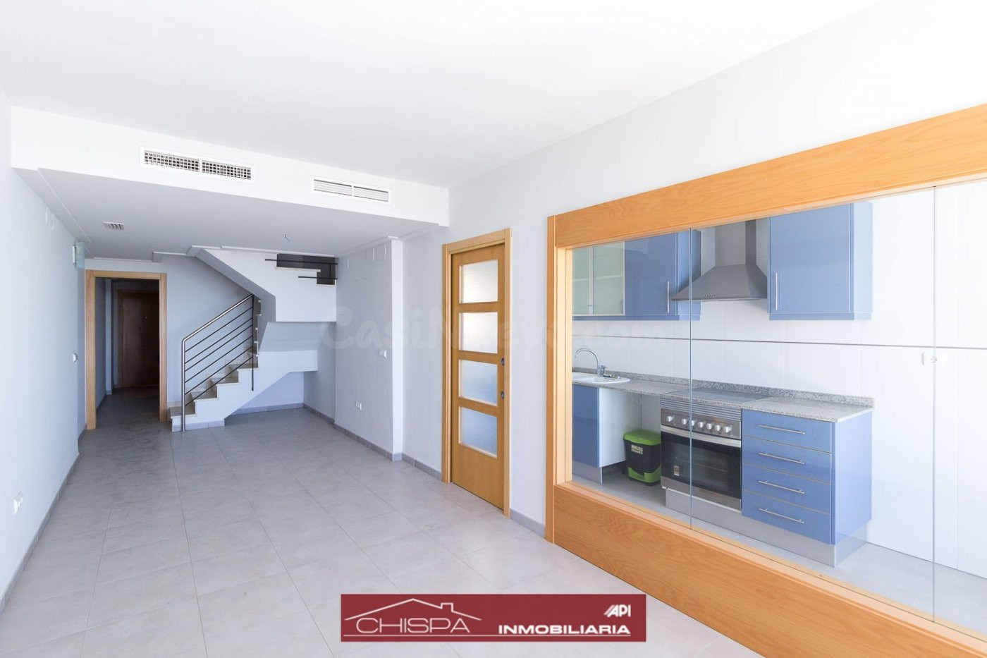 Ático dúplex con terraza y piscina comunitaria