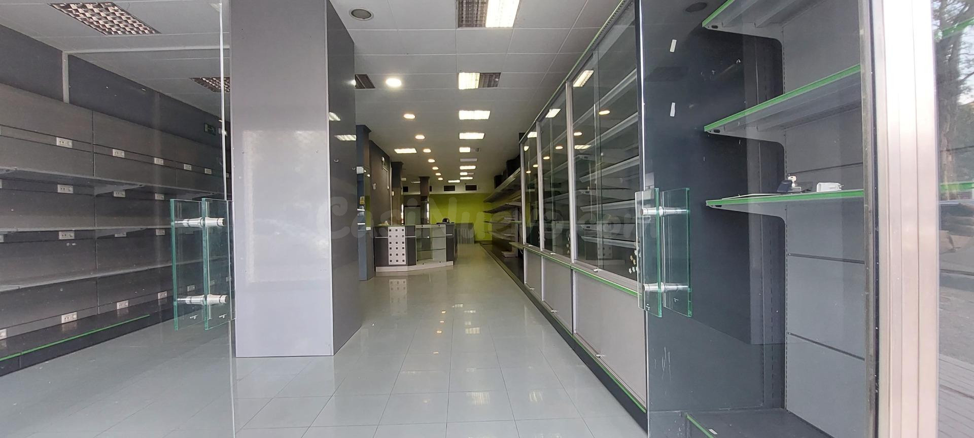¡¡ LOCAL COMERCIAL EN VILLARRUBIA CORDOBA !!
