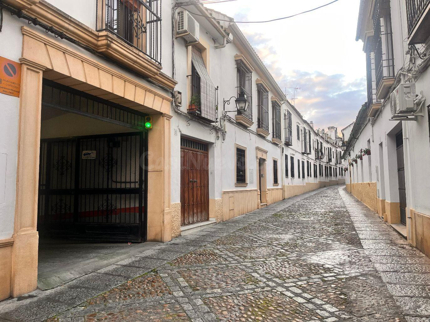¡¡ GARAJE EN SANTA MARINA!!