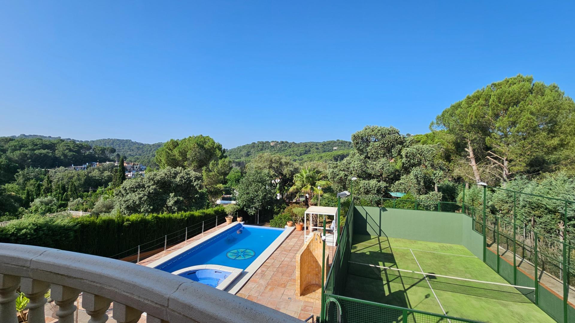 ¡¡ MAGNIFICO CHALET EN PLENA SIERRA DE CORDOBA !!