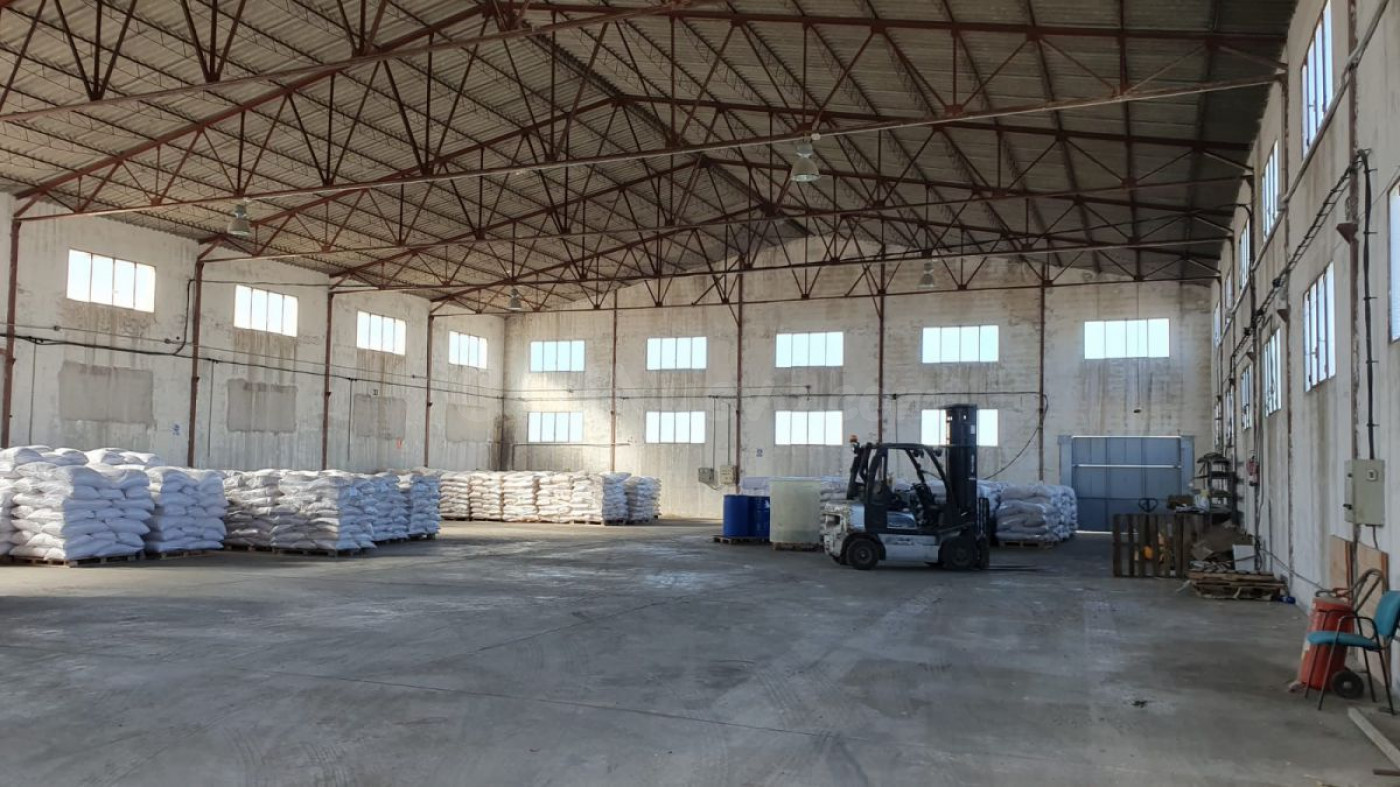 Nave industrial 2 habitaciones 1000m² en venta - Poligono la polvorista