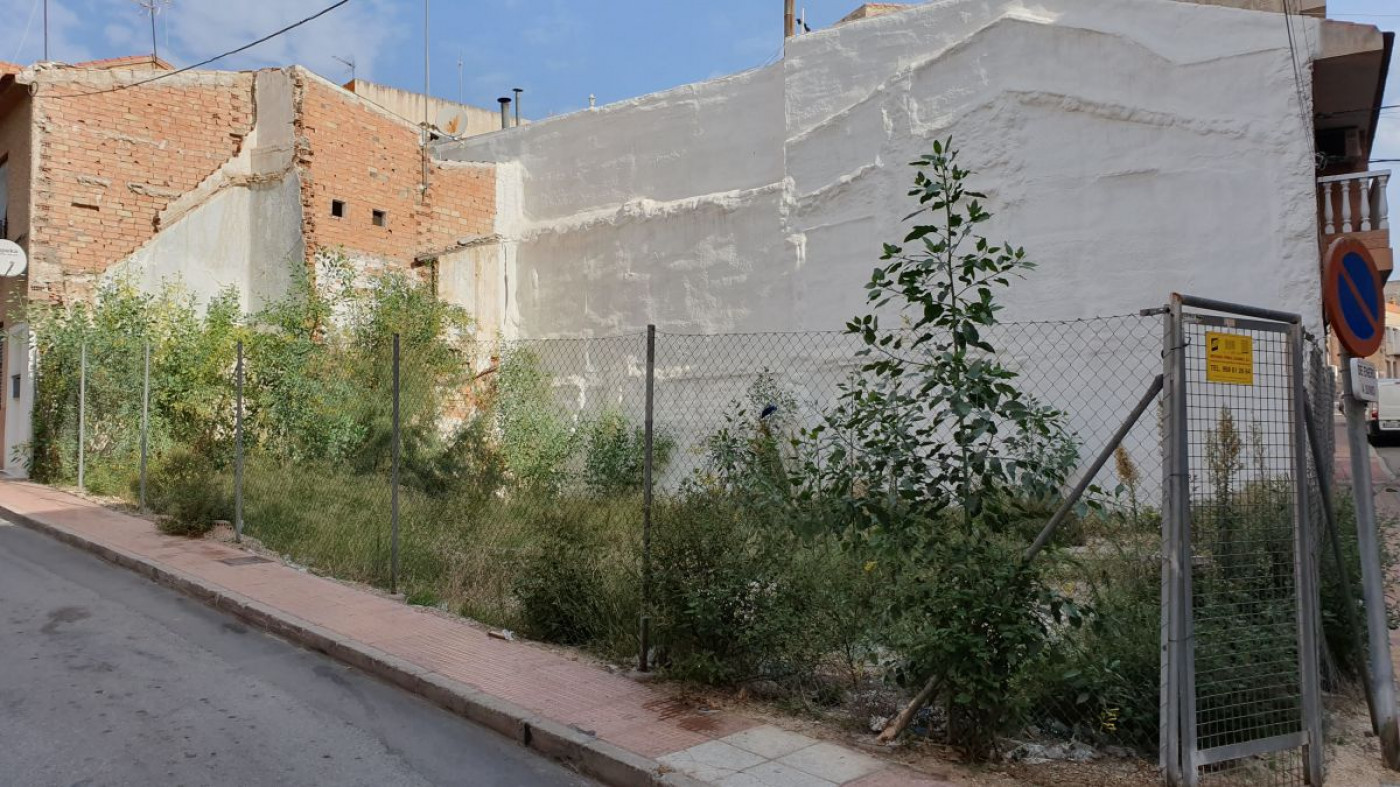 Solar en venta - Barrio del carmen