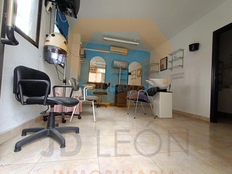 SE VENDE LOCAL COMERCIAL EN MOLINA DE SEGURA