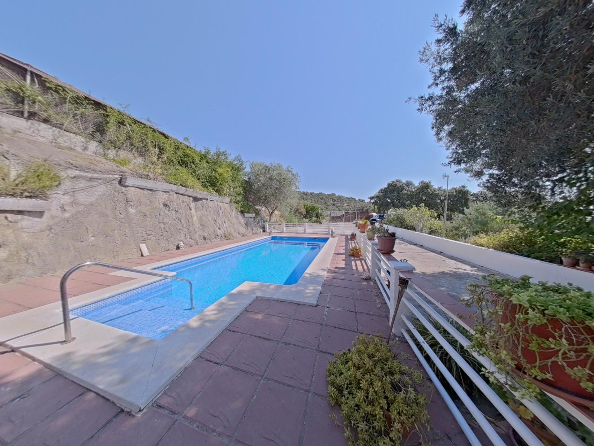 ¡¡ VIVIENDA EN LA ZONA DE CIGARRA BAJA, ALMODOVAR DEL RIO!!