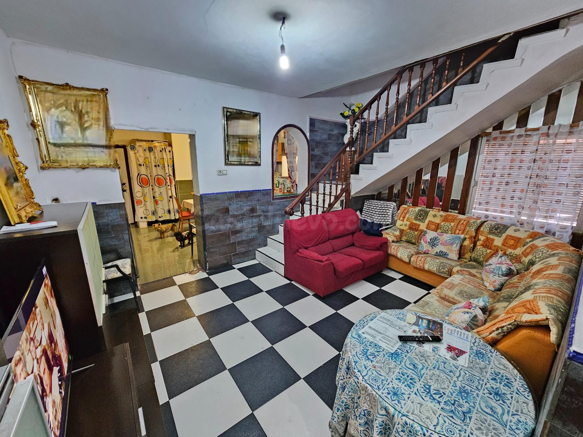 SE VENDE CASA EN ALGUAZAS