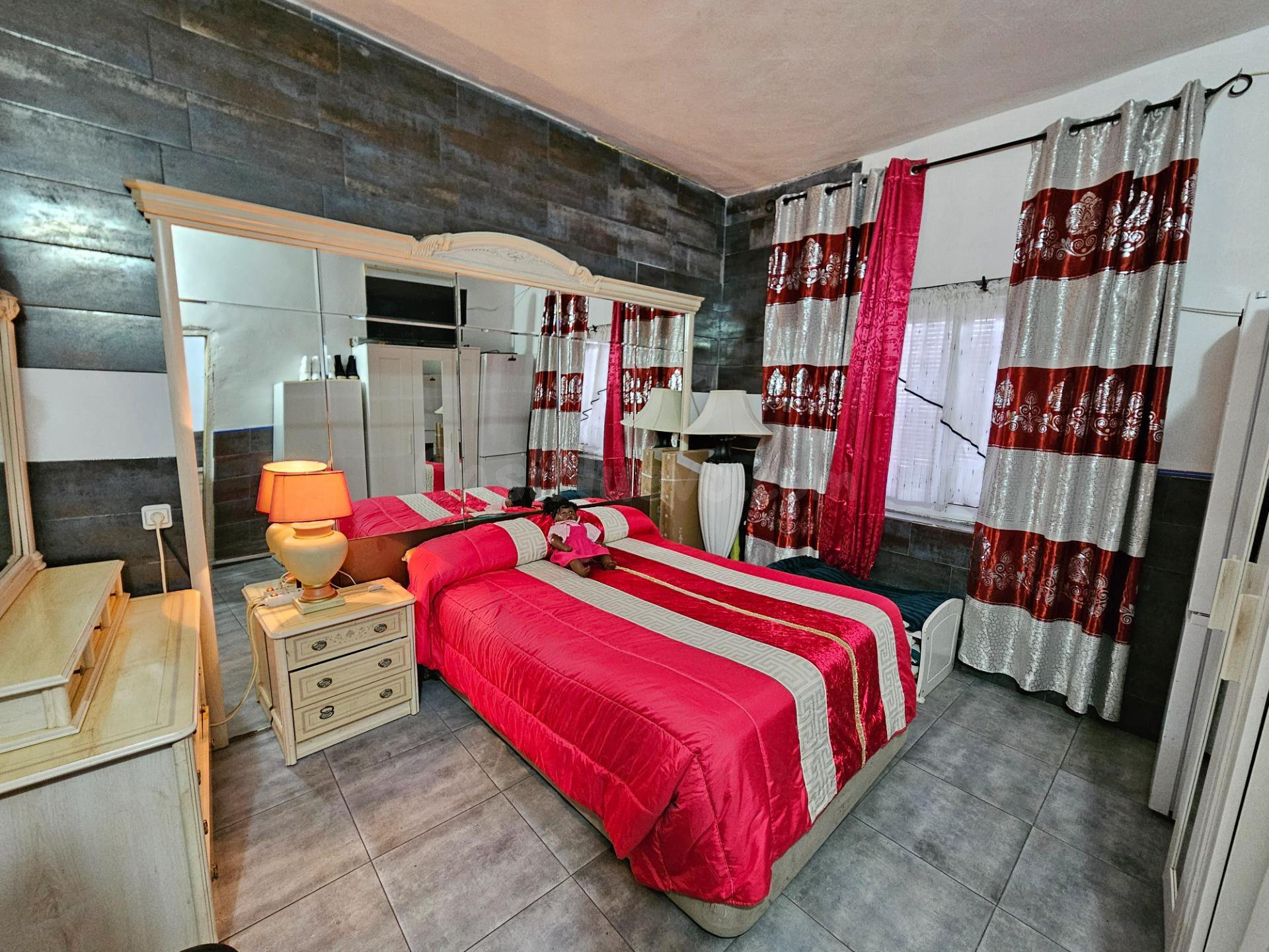 SE VENDE CASA EN ALGUAZAS - foto 4