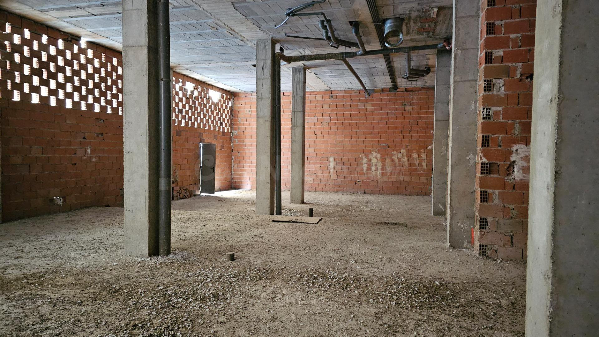 SE ALQUILA LOCAL COMERCIAL EN MOLINA DE SEGURA