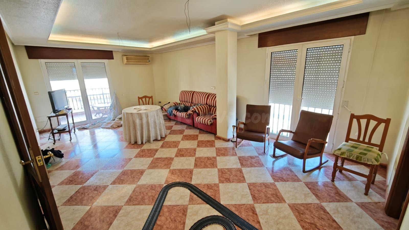CHALET EN VENTA EN LA ZONA DE  ALGUAZAS - foto 2