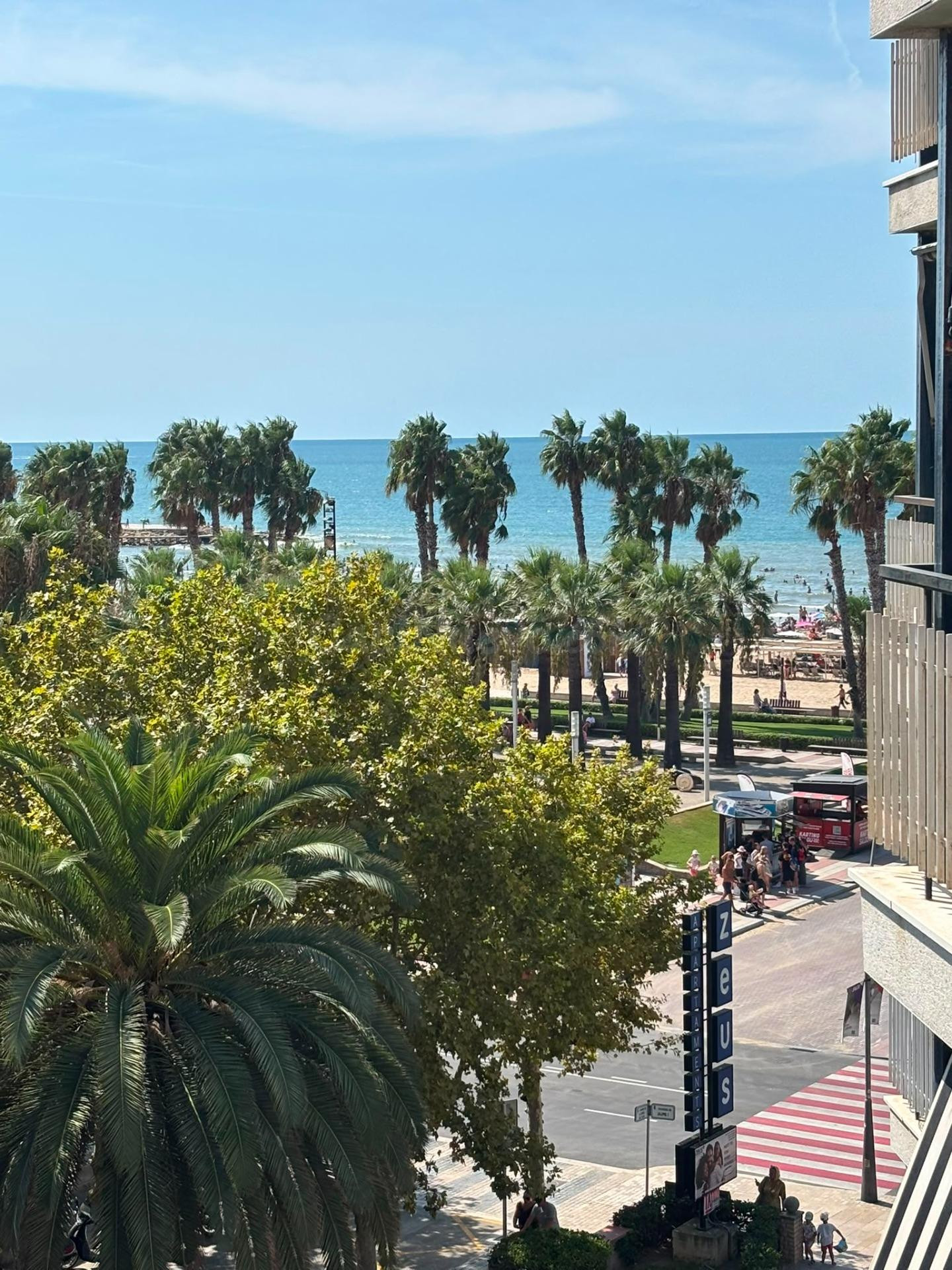 PISO REFORMADO CON VISTAS AL MAR EN LA ZONA DEL PASEO JAIME I · SALOU