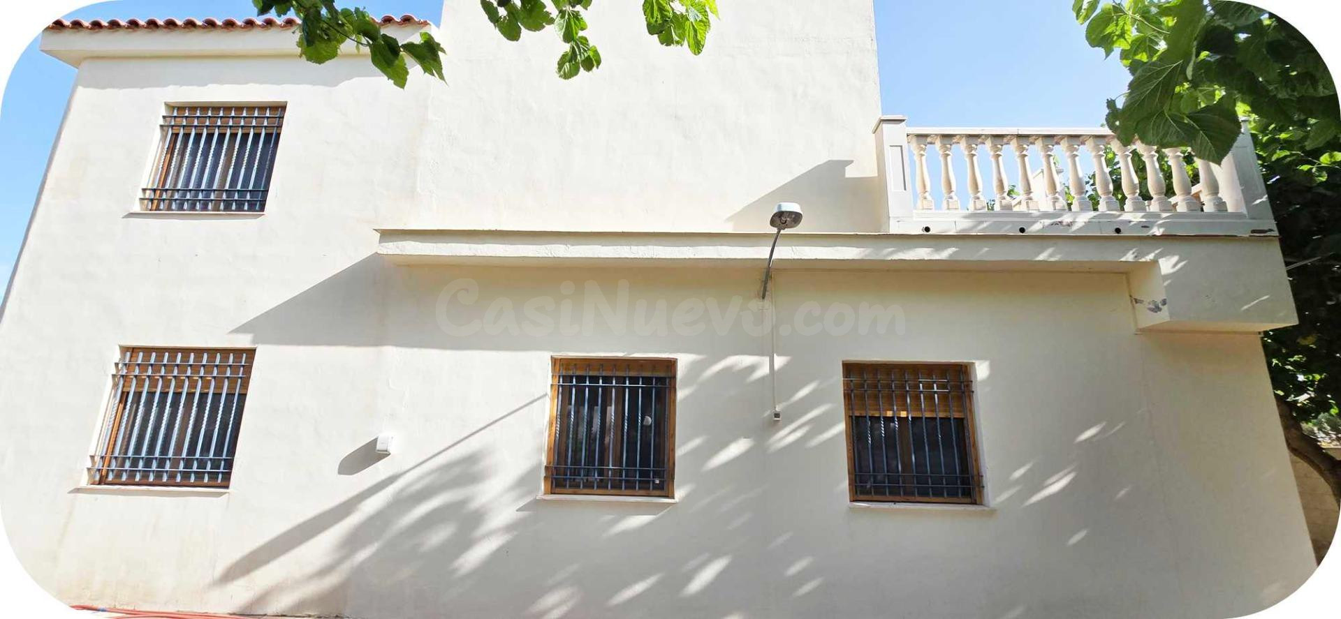 EN VENTA CHALET EN NOVELDA EN LA ZONA DE LA SERRETA - foto 5